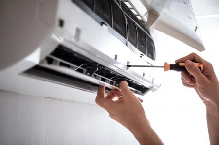 Quels signes annoncent une r&eacute;paration de climatisation air-air ?